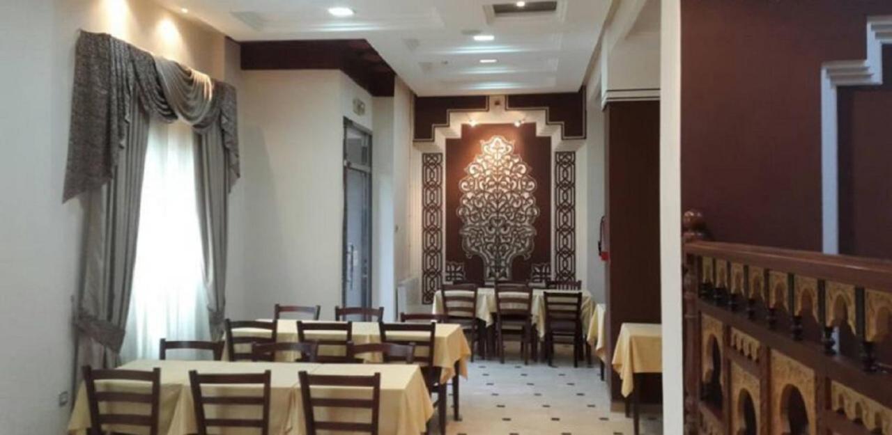 Bab Ezzouar Roza Hotel מראה חיצוני תמונה