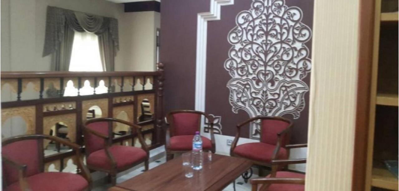 Bab Ezzouar Roza Hotel מראה חיצוני תמונה