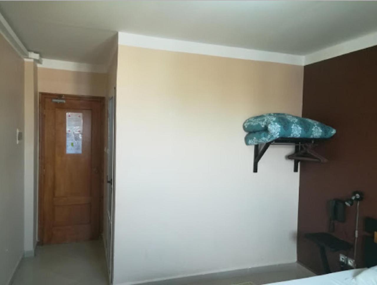 Bab Ezzouar Roza Hotel מראה חיצוני תמונה