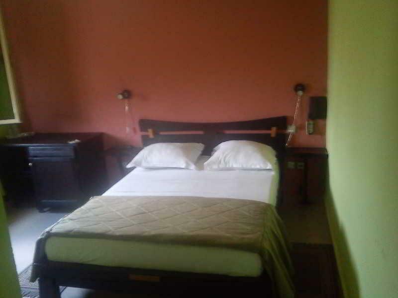 Bab Ezzouar Roza Hotel מראה חיצוני תמונה